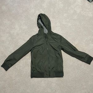 Boys Old Navy Rain jacket with lining - Size Medium (8)